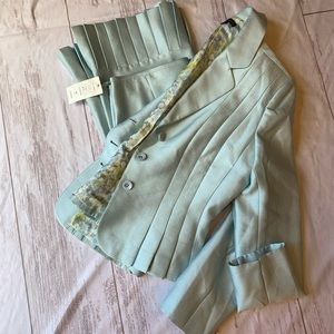 Tahari lightweight wool silk blend suit 2 piece set skirt blazer celadon size 10